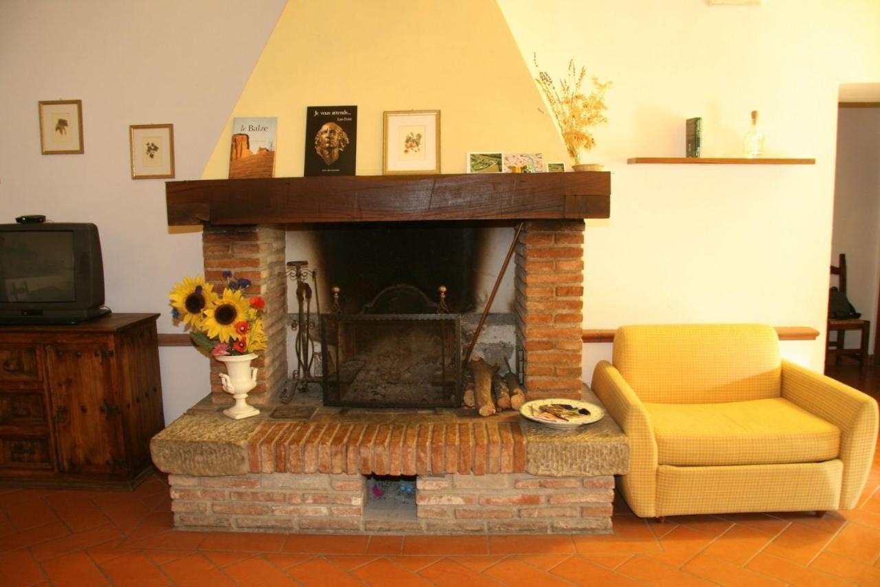 Penna Il Casolare Bed & Breakfast エクステリア 写真