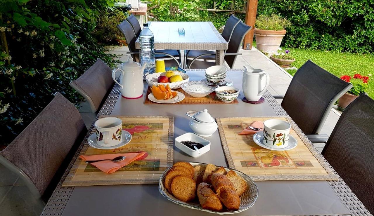Penna Il Casolare Bed & Breakfast エクステリア 写真