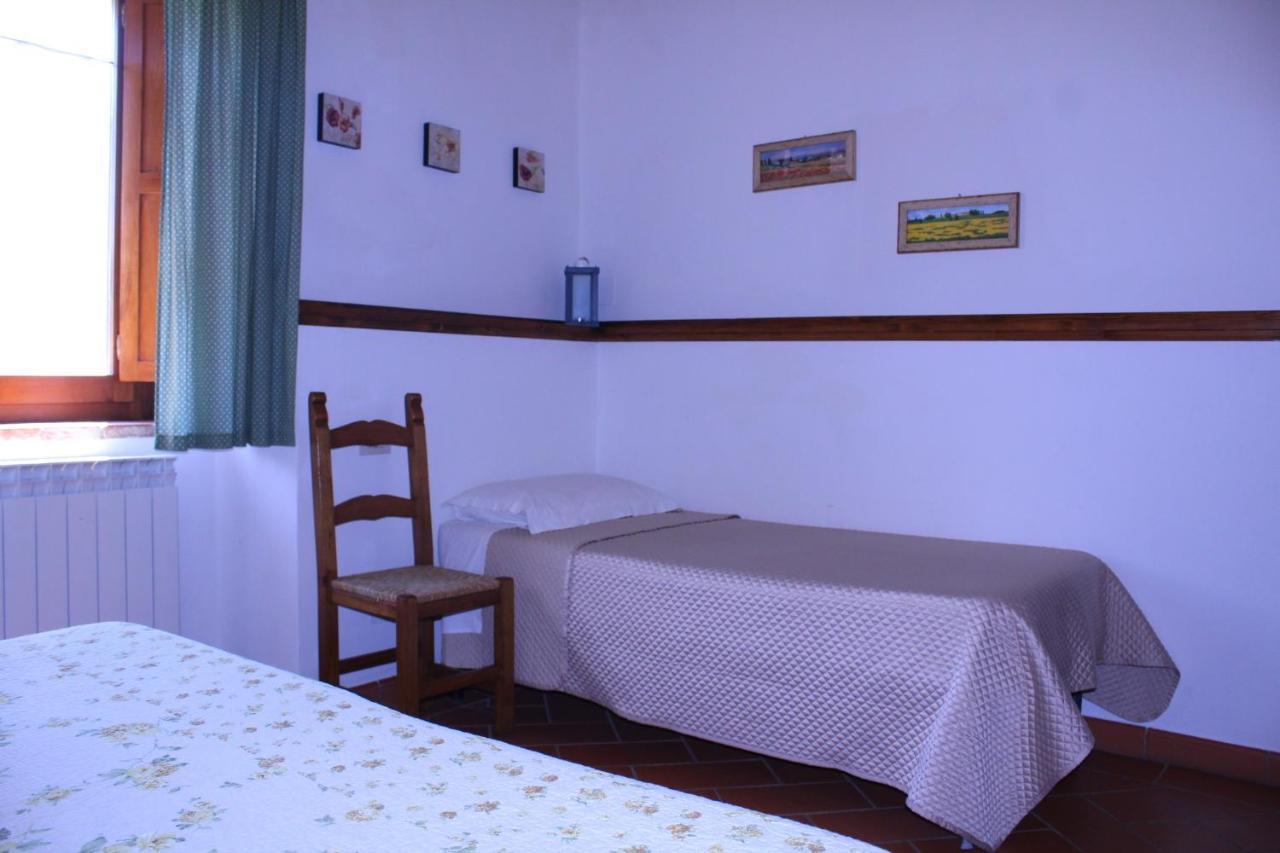 Penna Il Casolare Bed & Breakfast エクステリア 写真
